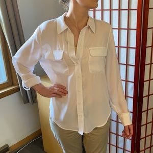 White crepe blouse size S